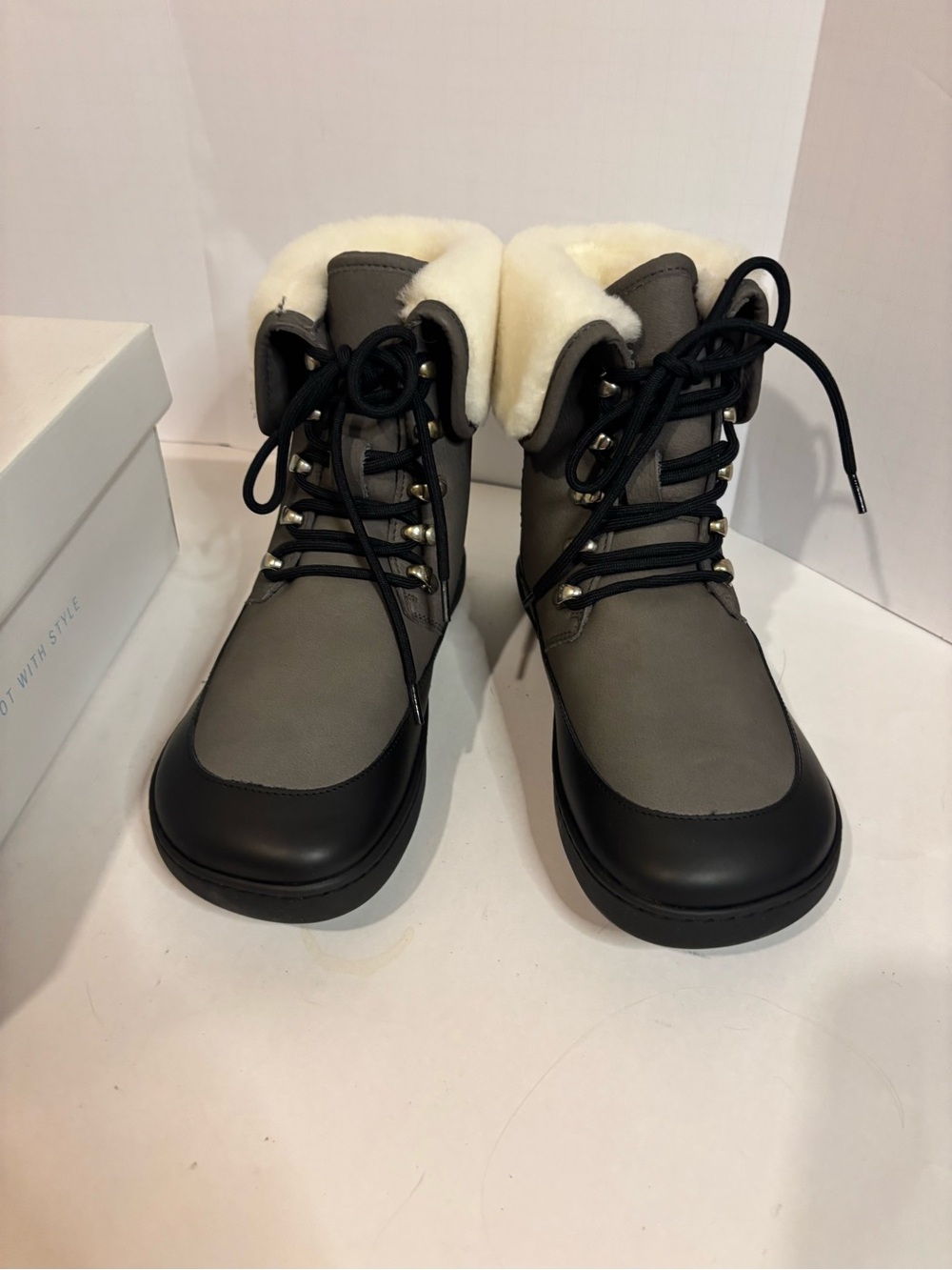 Shapen Gray Shearling-Lined Lace-Up Boots - Picture 6 of 7